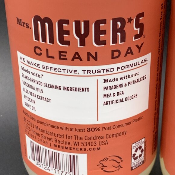 Mrs Meyers Hand Soap CLEAN DAY 2 Pack 12.5 oz, 270 ml Fall Leaves Scent Olive Oi - Picture 3 of 4